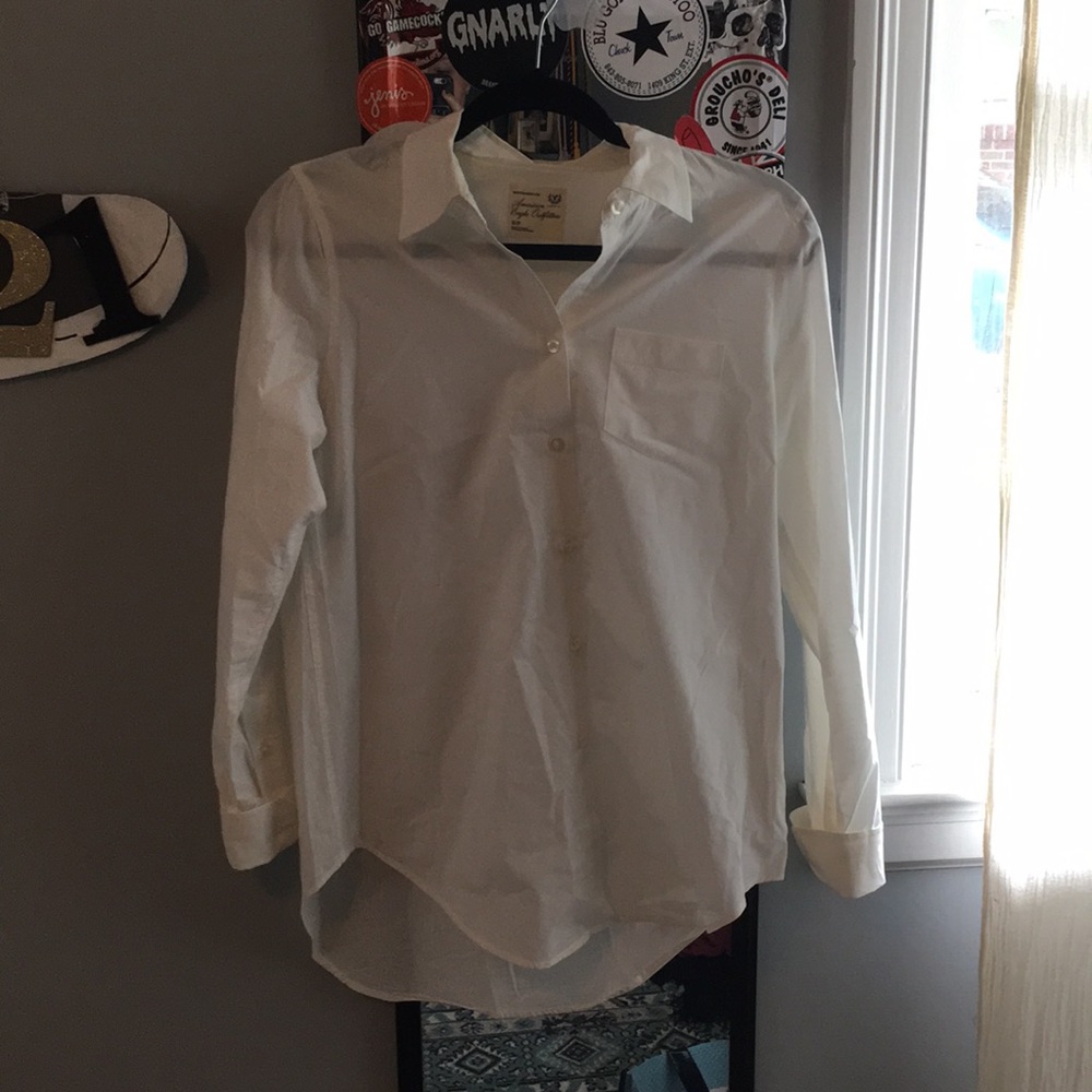 American Eagle “Boyfriend Fit” Button Down